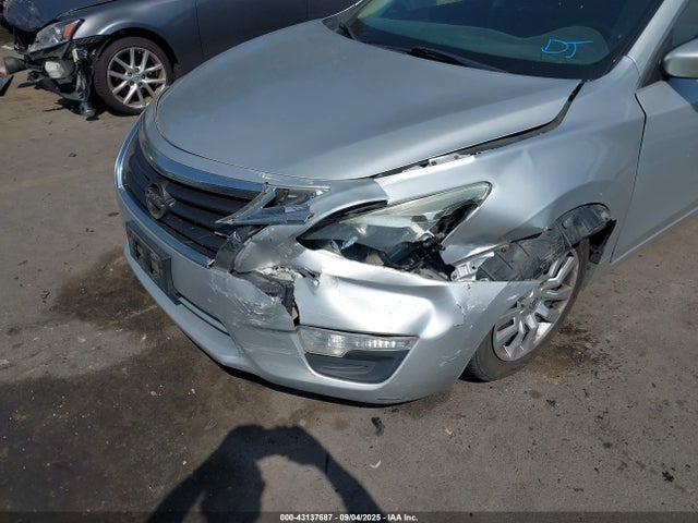 1N4AL3AP9FN378649 Nissan 2015