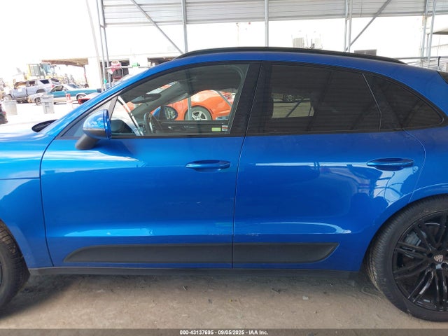 Porsche Macan 2018 WP1AB2A56JLB34210 Image 15