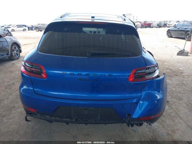 Porsche Macan 2018 WP1AB2A56JLB34210 Image 17