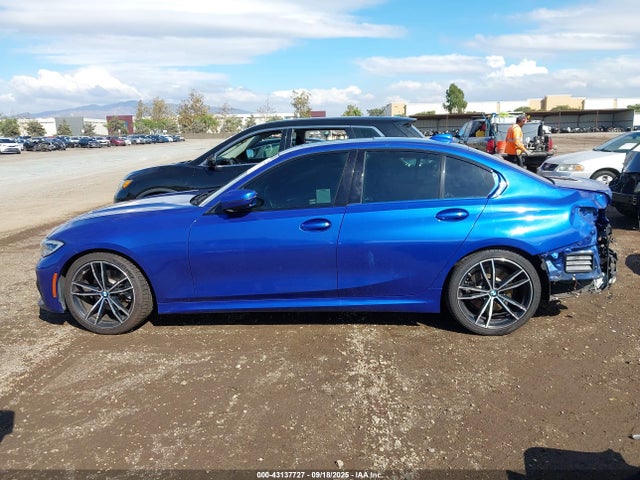 WBA5R1C51KAE81656 BMW 330I