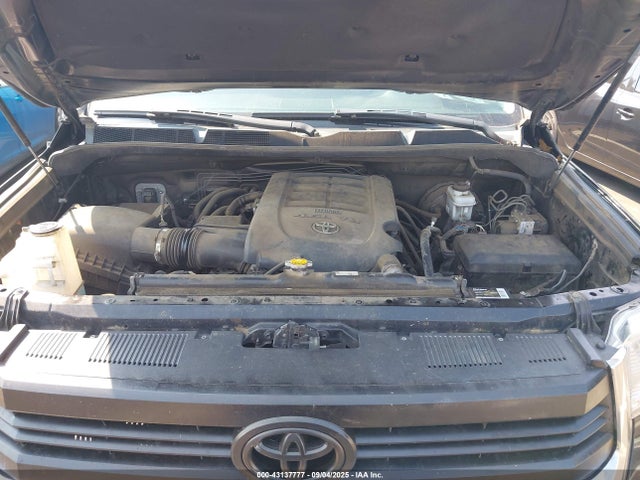 Toyota 1ur-fe 2014 5TFUM5F11EX053761 Image 10