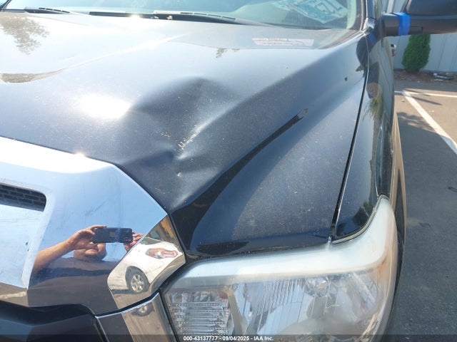 Toyota 1ur-fe 2014 5TFUM5F11EX053761 Image 16