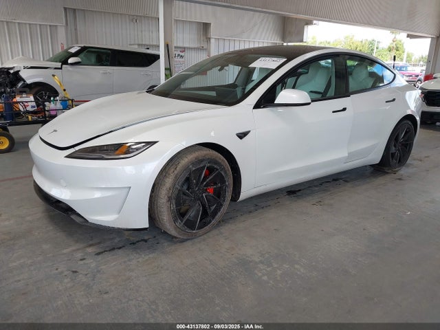 2025 TESLA MODEL 3 5YJ3E1ET8SF061365 Photo 1