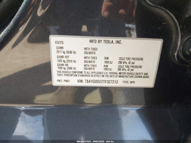 2026 TESLA MODEL Y 7SAYGDEE2TF327213 Photo 8