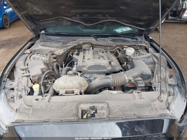 Ford 2.3l 4v premium fuel 2017 1FA6P8TH1H5330837 Image 10