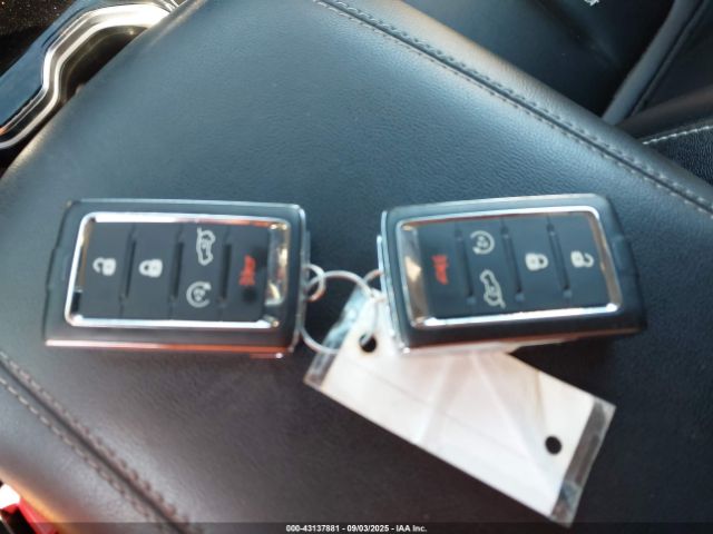 2023 JEEP GRAND CHEROKEE 4XE 1C4RJYB64PC582715 Photo 10