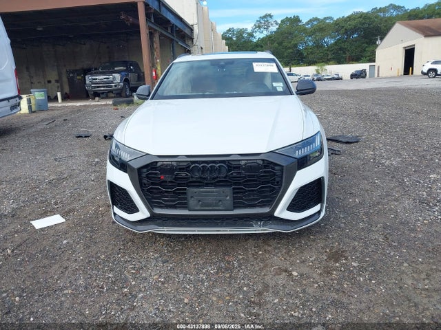 WU1ARBF1XMD021414 Audi RS Q8
