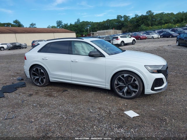 WU1ARBF1XMD021414 Audi RS Q8