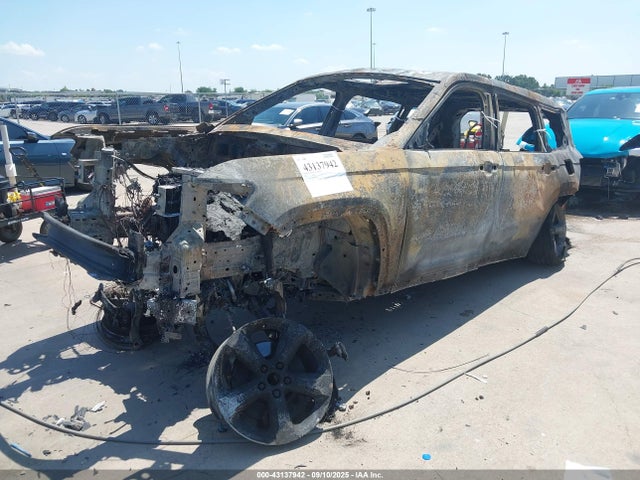 1C4RJJAG4R8940449 Jeep GRAND CHEROKEE L