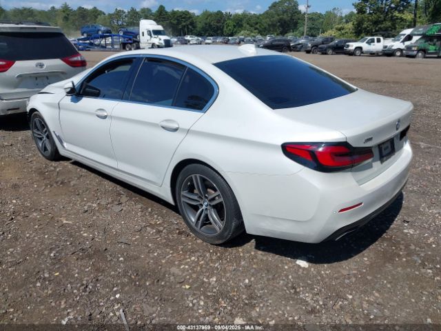 2021 BMW 530I WBA13BJ03MCH04185 Photo 2