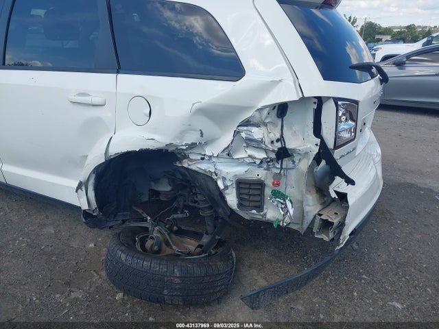 3C4PDCBB2KT701390 Dodge Journey