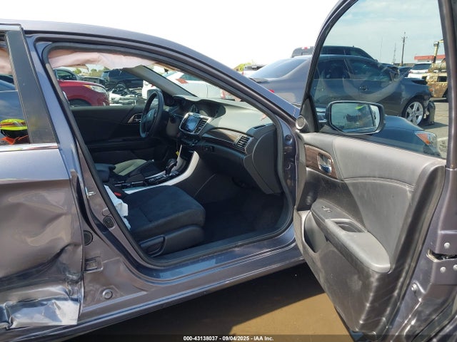 1HGCR2F75HA244141 Honda k24w1