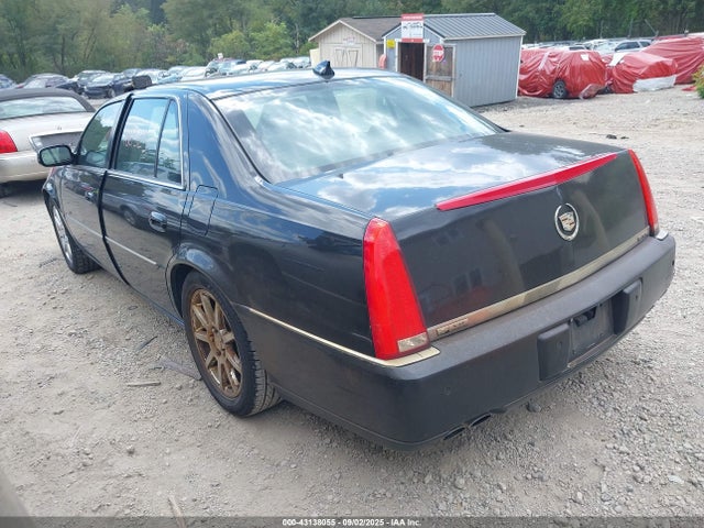 2009 CADILLAC DTS 1G6KD57959U132887 Photo 2