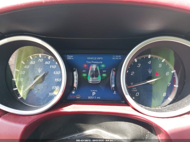ZAM57YTA4K1315431 Maserati m156e