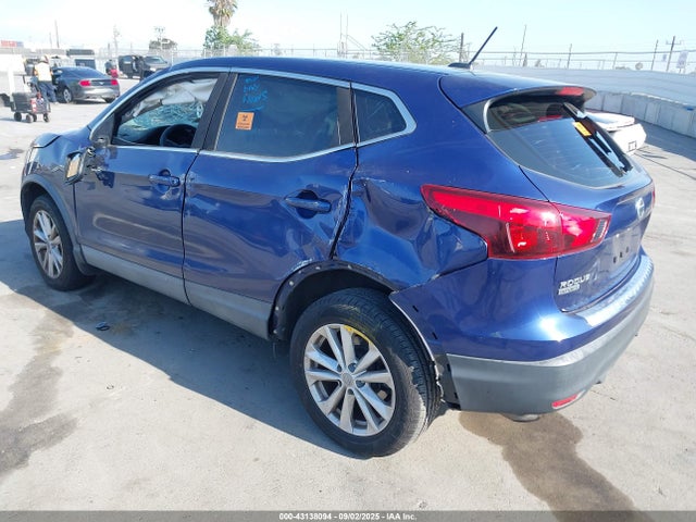 JN1BJ1CPXJW103786 Nissan ROGUE SPORT