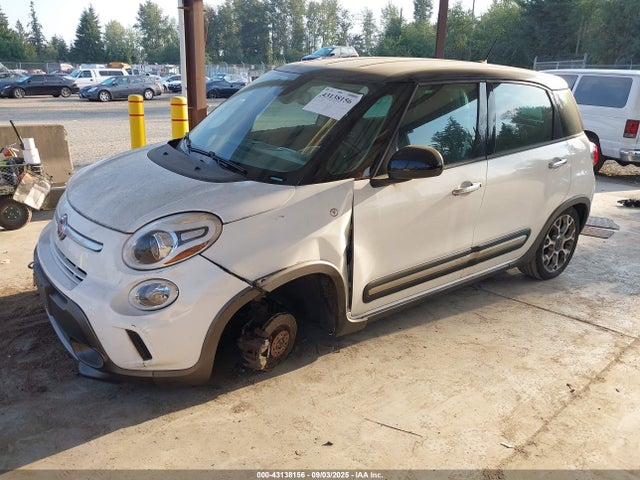 Fiat 330a1047 2014 ZFBCFADH9EZ008735 Image 2