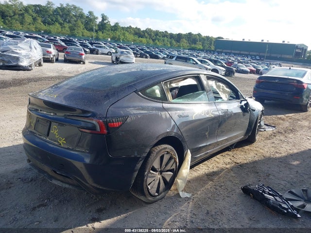 2024 TESLA MODEL 3 5YJ3E1EA2RF774089 Photo 3