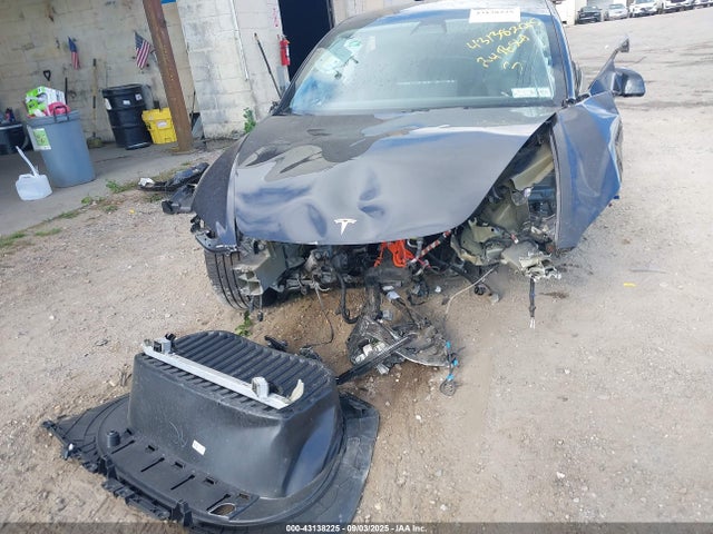 2024 TESLA MODEL 3 5YJ3E1EA2RF774089 Photo 5