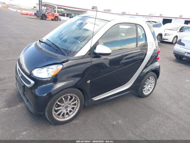 Smart FORTWO ELECTRIC DRIVE 2014 WMEEJ9AA7EK733075 Image 2