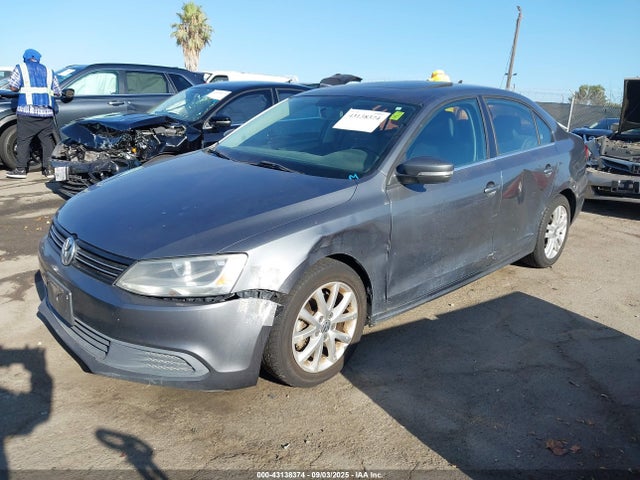 3VWD17AJ3EM376515 Volkswagen Jetta