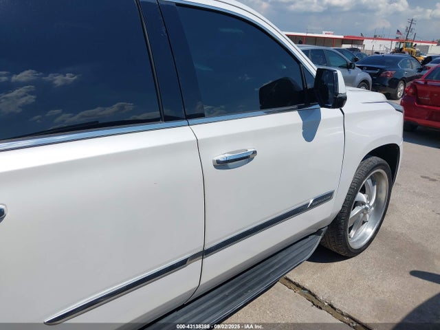 Cadillac l86 -sidi: spark ignition direct injection, vvt: variable valve timing, afm, e85 max, alum 2017 1GYS3BKJ2HR270656 Image 13