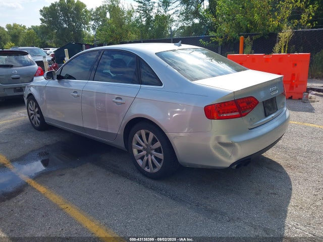 2011 AUDI A4 WAUFFAFL8BN044847 Photo 2
