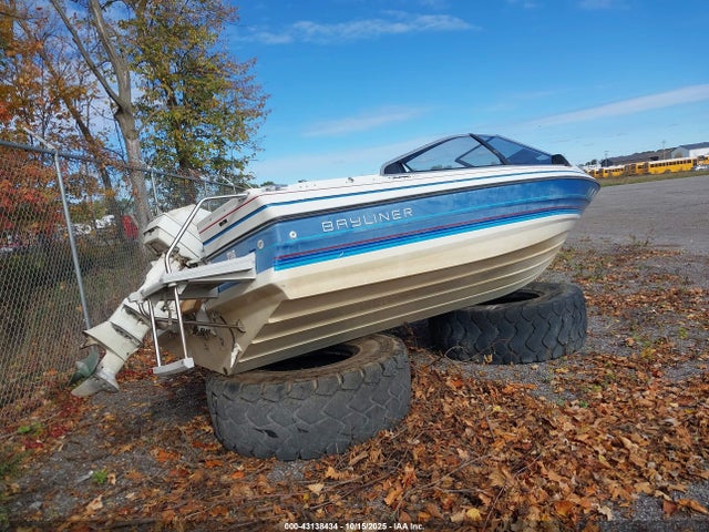 1989 BAYLINER 17' BL1F14CRK788 Photo 3