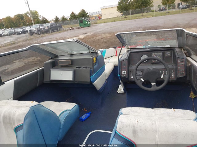 1989 BAYLINER 17' BL1F14CRK788 Photo 4