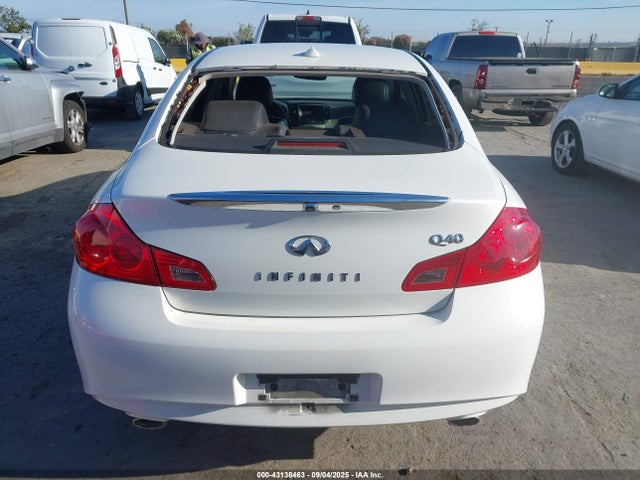 Infiniti Q40 2015 JN1CV6AP1FM500315 Image 17
