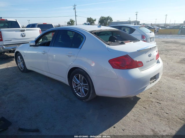 Infiniti Q40 2015 JN1CV6AP1FM500315 Image 3