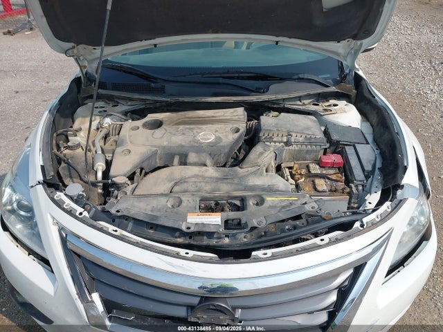 Nissan Altima 2015 1N4AL3AP2FN377004 Image 10