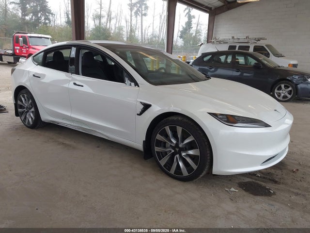 2025 TESLA MODEL 3 5YJ3E1EBXSF875007 Photo 0