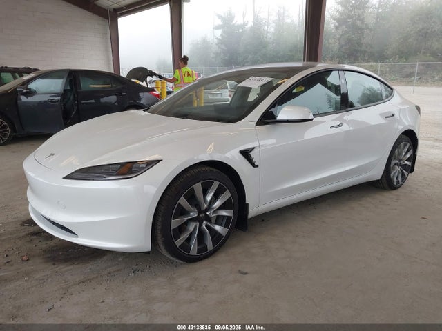 2025 TESLA MODEL 3 5YJ3E1EBXSF875007 Photo 1