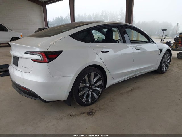2025 TESLA MODEL 3 5YJ3E1EBXSF875007 Photo 3