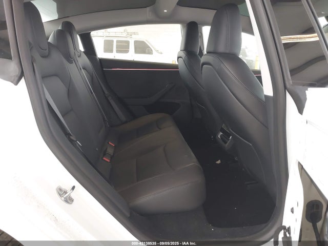 2025 TESLA MODEL 3 5YJ3E1EBXSF875007 Photo 7