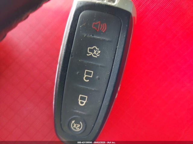 2014 Ford Escape Titanium მანქანა იყიდება აუქციონზე, vin: 1FMCU0JX7EUC36640, აუქციონის ნომერი: 43138598