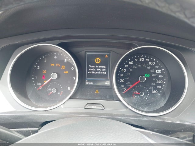 Продаж на аукціоні авто 2018 Volkswagen Tiguan 2.0t Se/2.0t Sel, vin: 3VV3B7AX1JM115458, номер лоту: 43138599