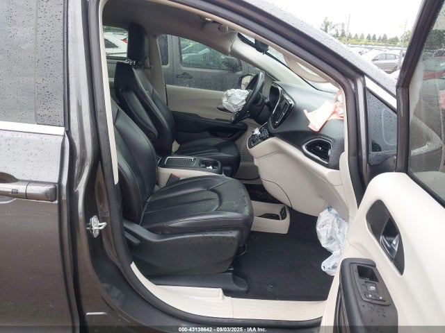 2023 CHRYSLER PACIFICA 2C4RC1BGXPR514694 Photo 4