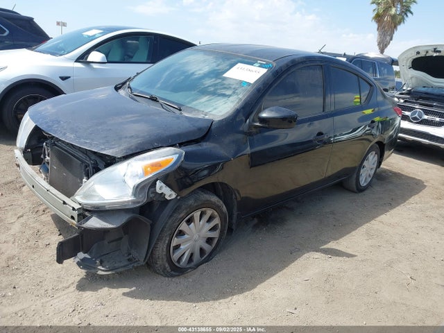 3N1CN7AP9GL817440 Nissan 2016