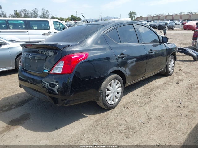 3N1CN7AP9GL817440 Nissan 2016