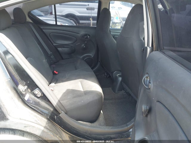 3N1CN7AP9GL817440 Nissan 2016