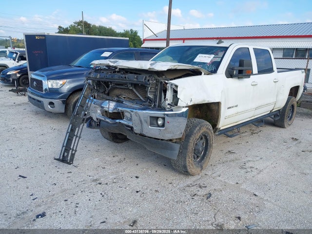 Chevrolet lml - pti, duramax 2016 1GC1KVE82GF177618 Image 2