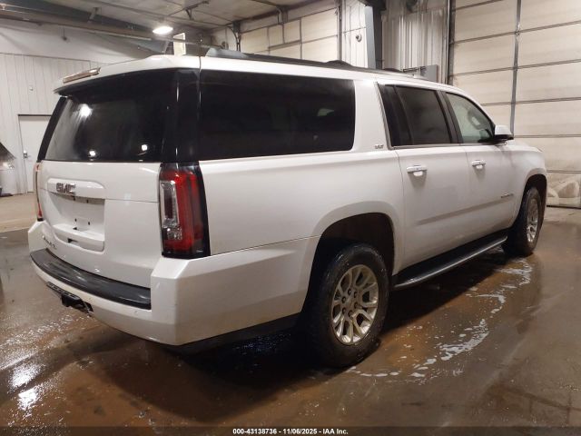 2018 GMC YUKON XL 1GKS2GKC7JR220269 Photo 3