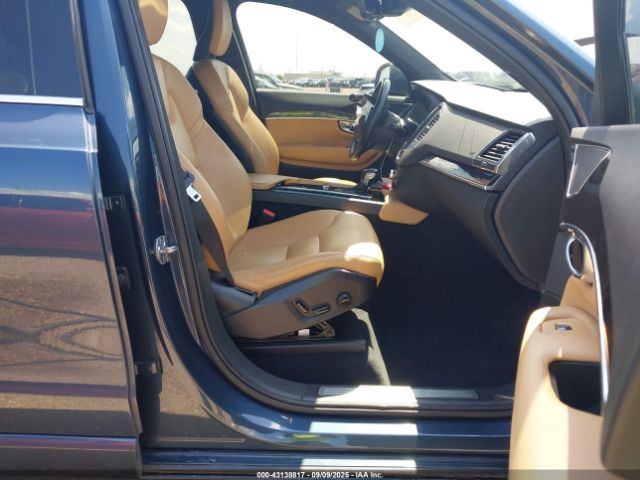 2019 VOLVO XC90 YV4A22PKXK1445650 Photo 4