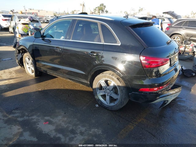 2015 AUDI Q3 WA1BFCFS0FR002346 Photo 2