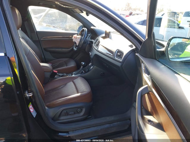 2015 AUDI Q3 WA1BFCFS0FR002346 Photo 4