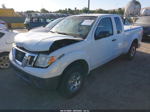 Nissan 2018 2018 1N6BD0CT8JN707979 Image 2