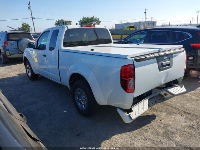 Nissan 2018 2018 1N6BD0CT8JN707979 Image 3