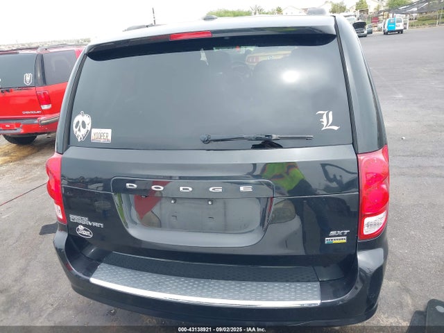 2C4RDGCG7JR265258 Dodge Grand Caravan