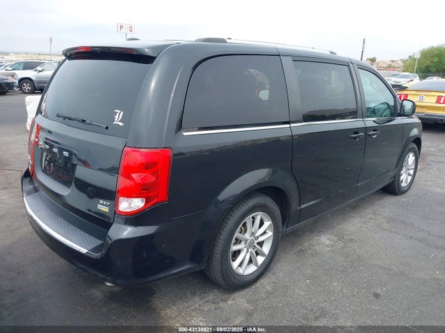 2C4RDGCG7JR265258 Dodge Grand Caravan